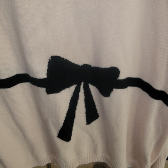 The Limited sz L Misses Blush Pink with Black Bow Sweatee - Picture 3 of 5